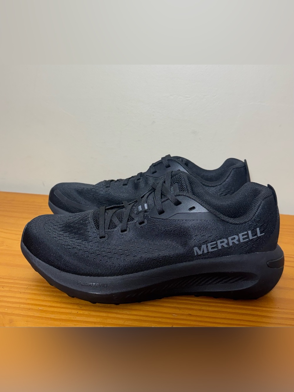 Merrell Morphlite Trail Running Shoes Triple Black J068281 Mens sz 9 Orig $110